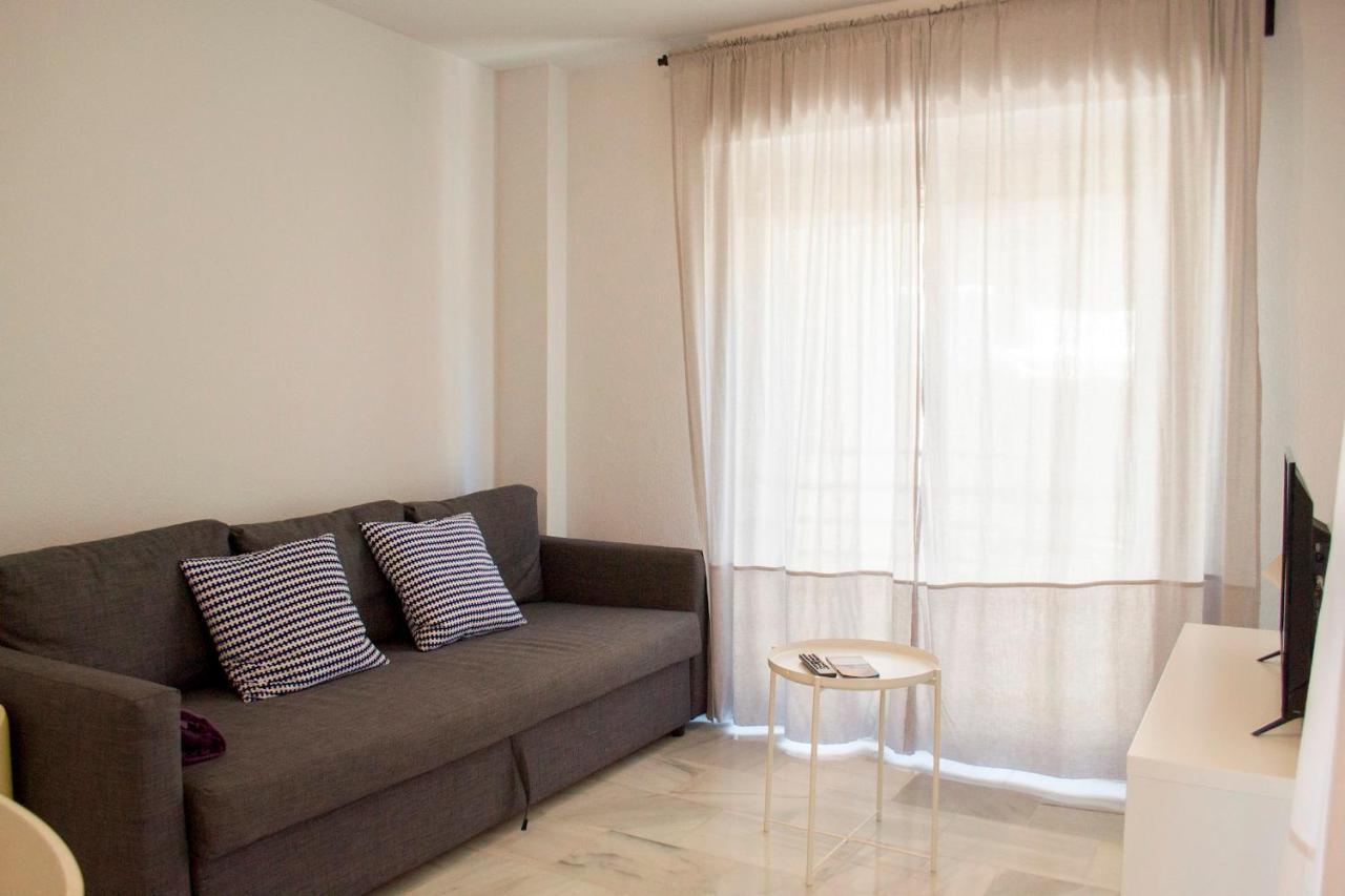 Apartment At The Beach Malaga Ngoại thất bức ảnh